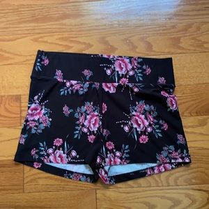 floral shorts